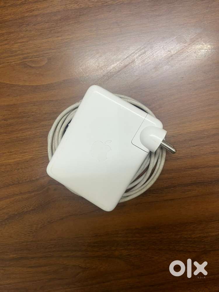 Apple 140W USB-C Power Adapter