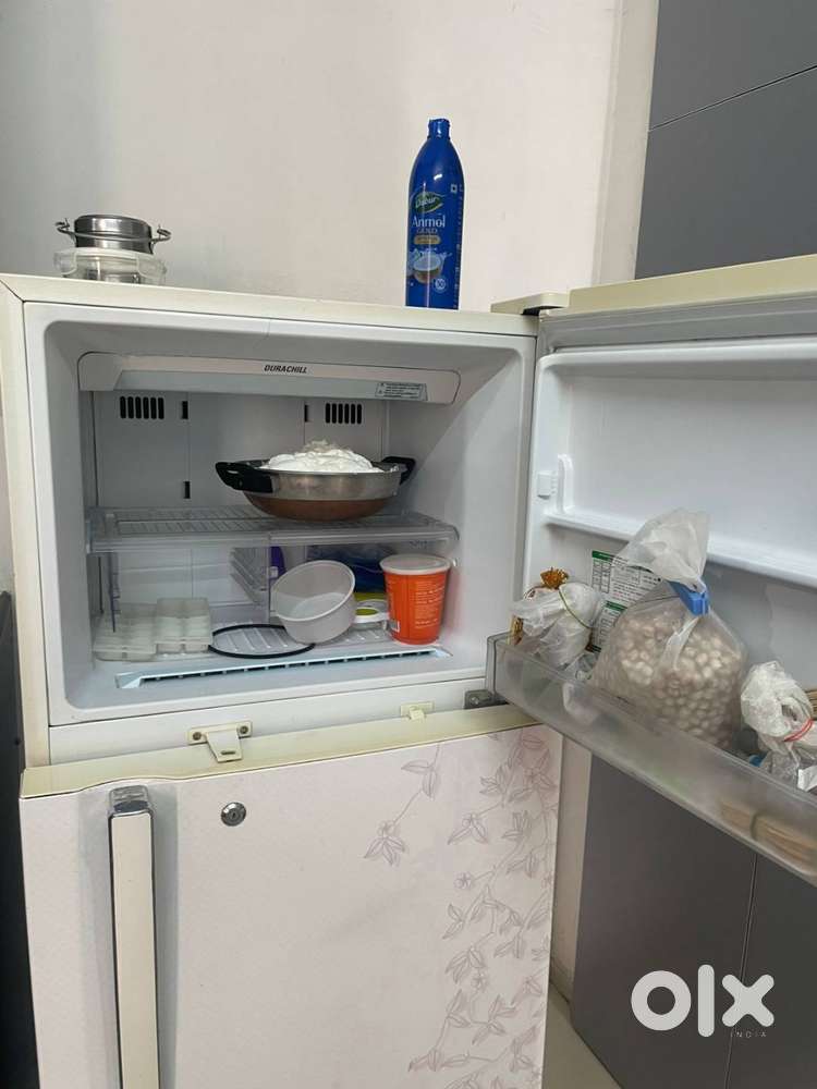 LG 250 ltr fridge in working condition