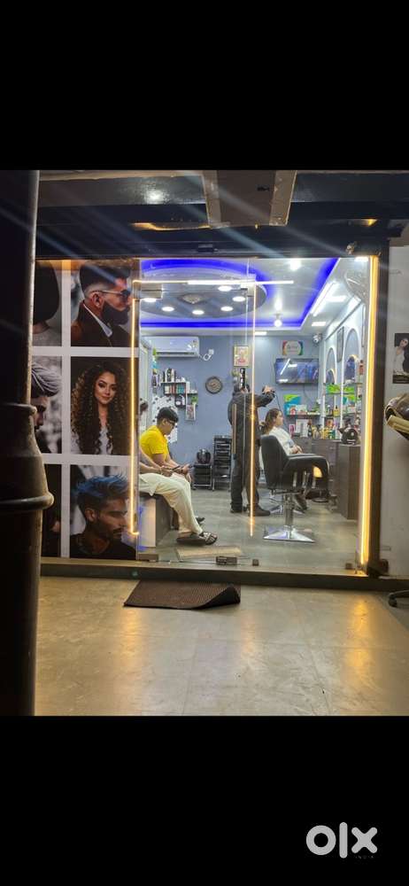 UNISEX SALON - READY TO RUN