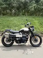 Offering Triumph Street Scrambler 900 CC ABS in Pune