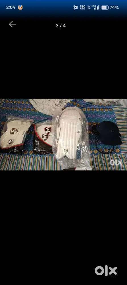 SG BRAND NEW CRICKET KIT