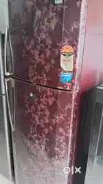 Lg 320 ltr fridge available