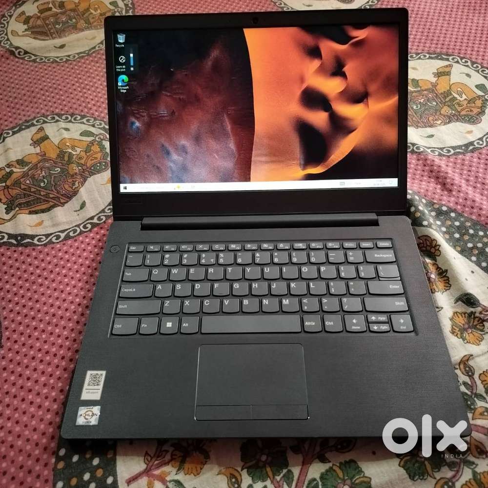 Brand new Lenovo E41-55 Ryzen 3-3250U  Laptop 1year old mint condition