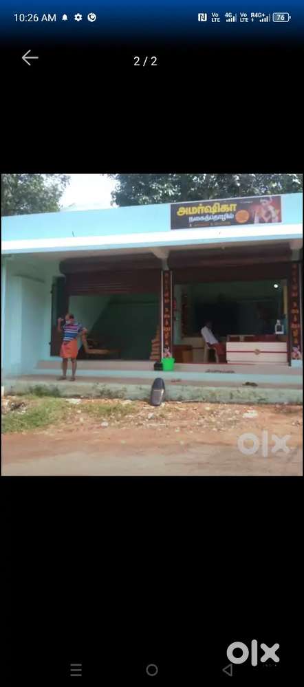 Shop for rental suitable for business