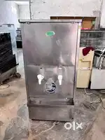 Water cooler fridge