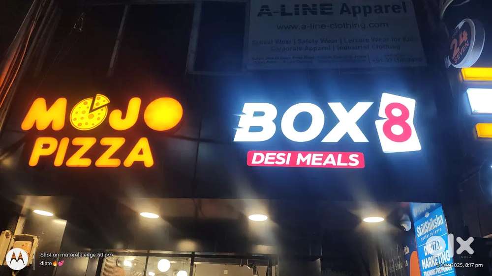 box 8 mojo pizza