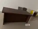 Tables revolving chairs