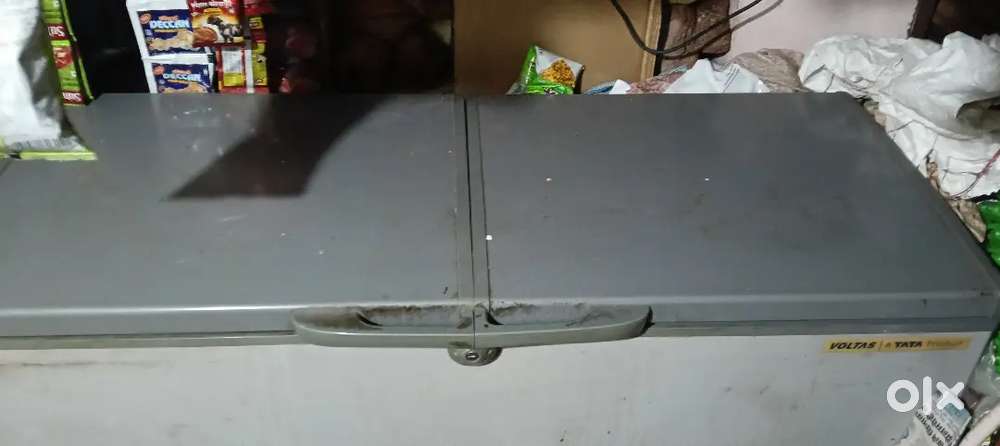 Good condition fridge, price can be negotiable.