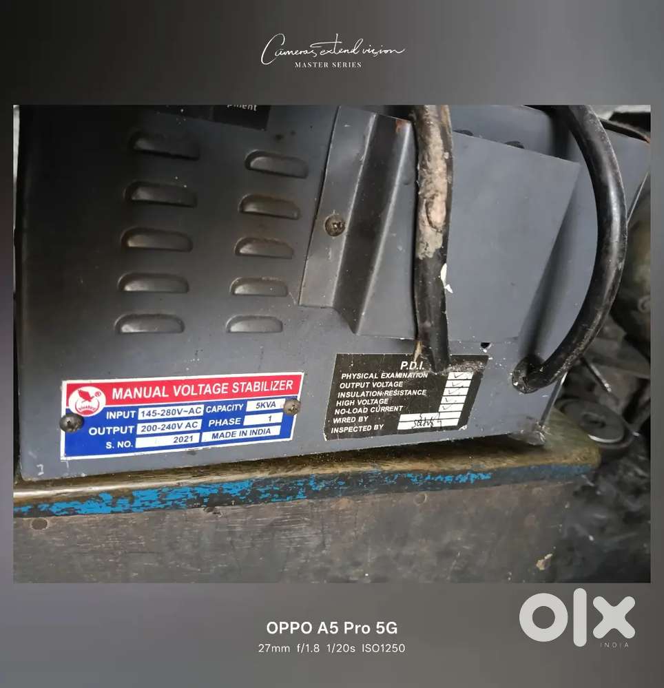 Manual voltage regulator stabilizer