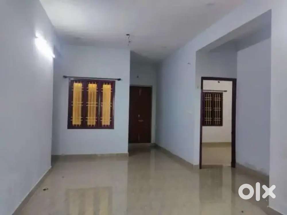 Hello get 3bhk flat in low budget in lalpur.