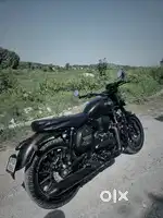 Jawa 42 2.1 Single handed use