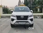 Toyota Fortuner 4X2 MT 2.8 Diesel, 2023, Diesel