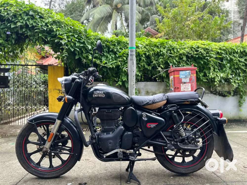 Royal Enfield Classic 350- ABS (2023 Model)