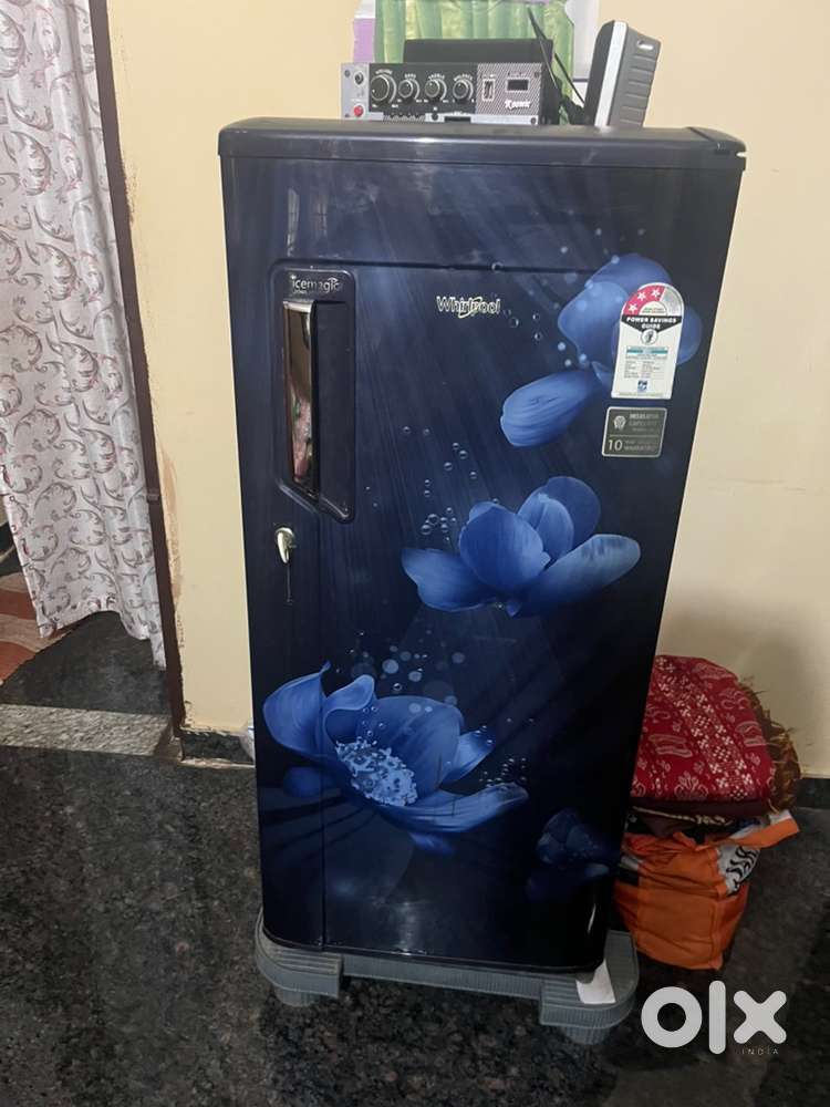 Slightly Used Refrigerator -Whirlpool 190 L