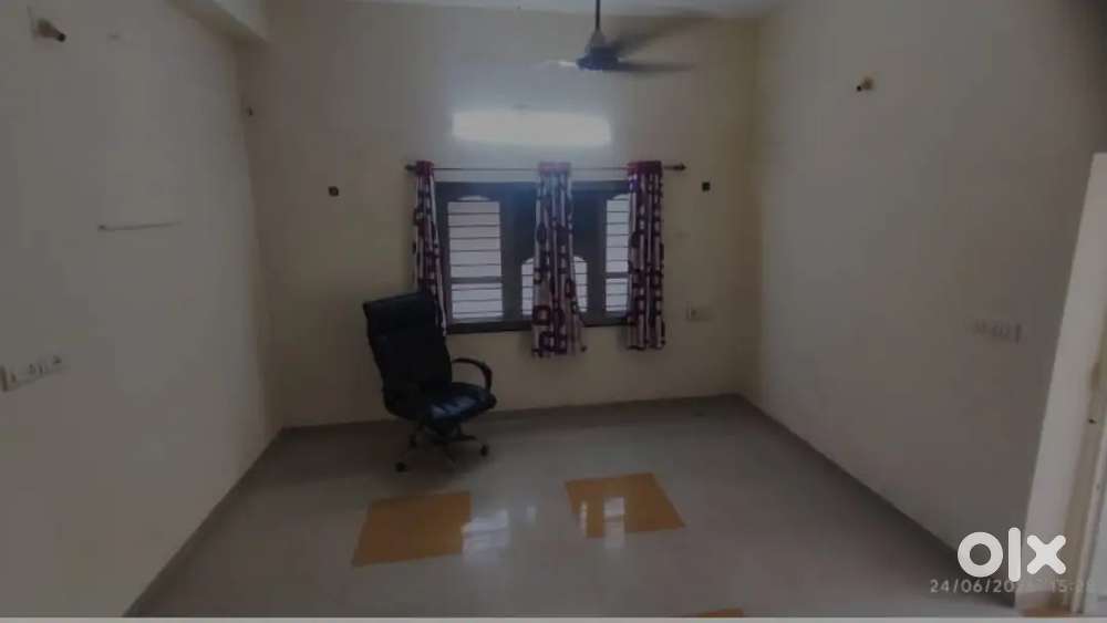 Ambavadi 4BHK Semi Furnished Bungalow For Rent In Ambavadi