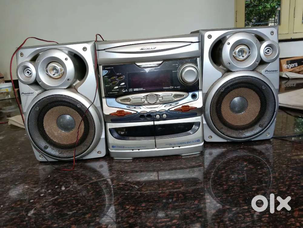 Pioneer audio system