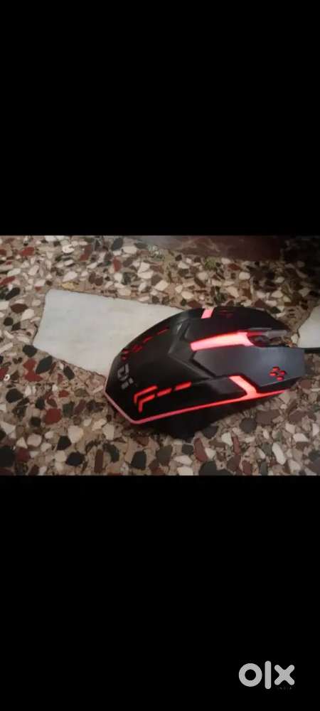 Full set of computer in excellent condition