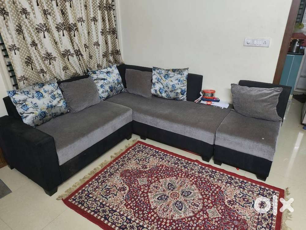 L shaped 6 seater sofa for sale