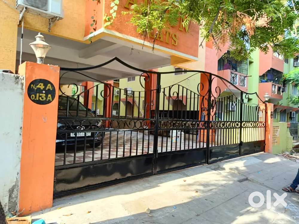 T Nagar individual house for sale 2 car park AR reality 89250 and19908