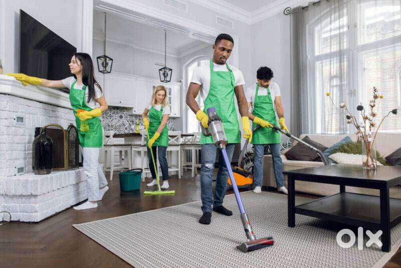 Deep Cleaning Staff