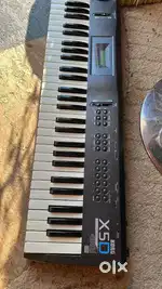 KORG X5D VERY GOOD CONDITION