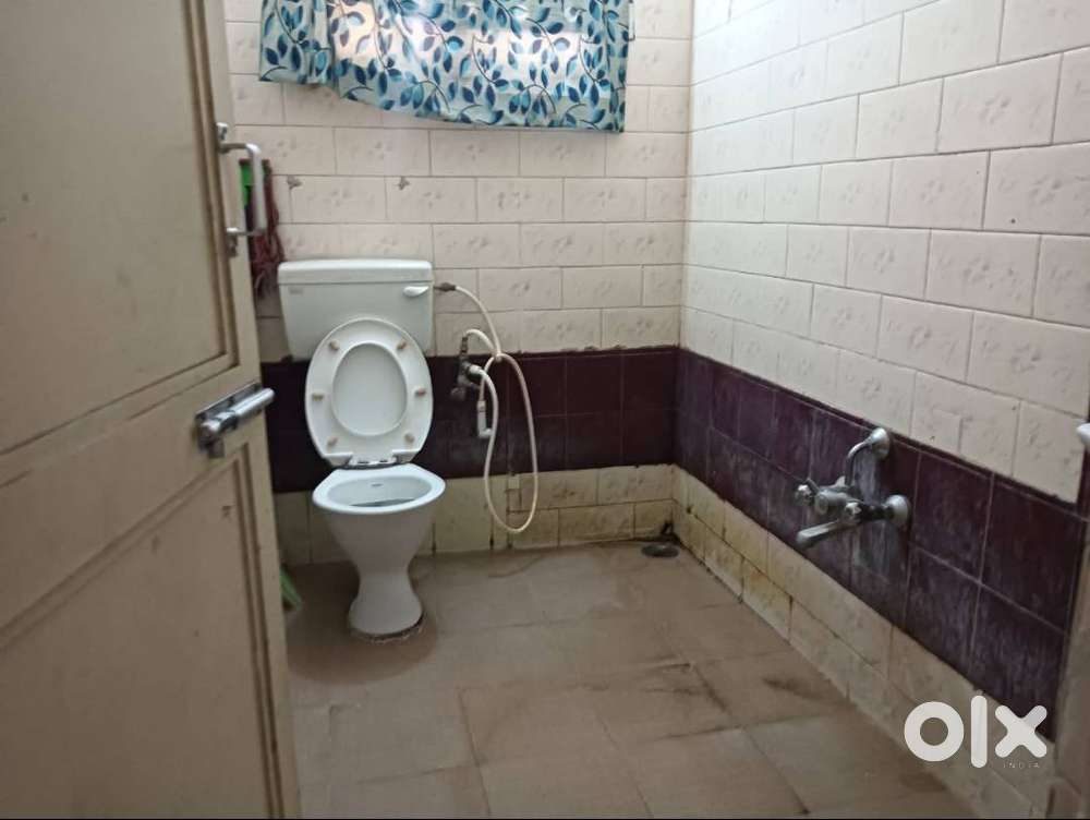 2BHK Builder Floor House available for Lease in Basavana Gudi