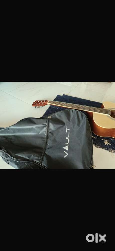 VAULT ACOUSTIC GUITAR (VAU-EA20NT)