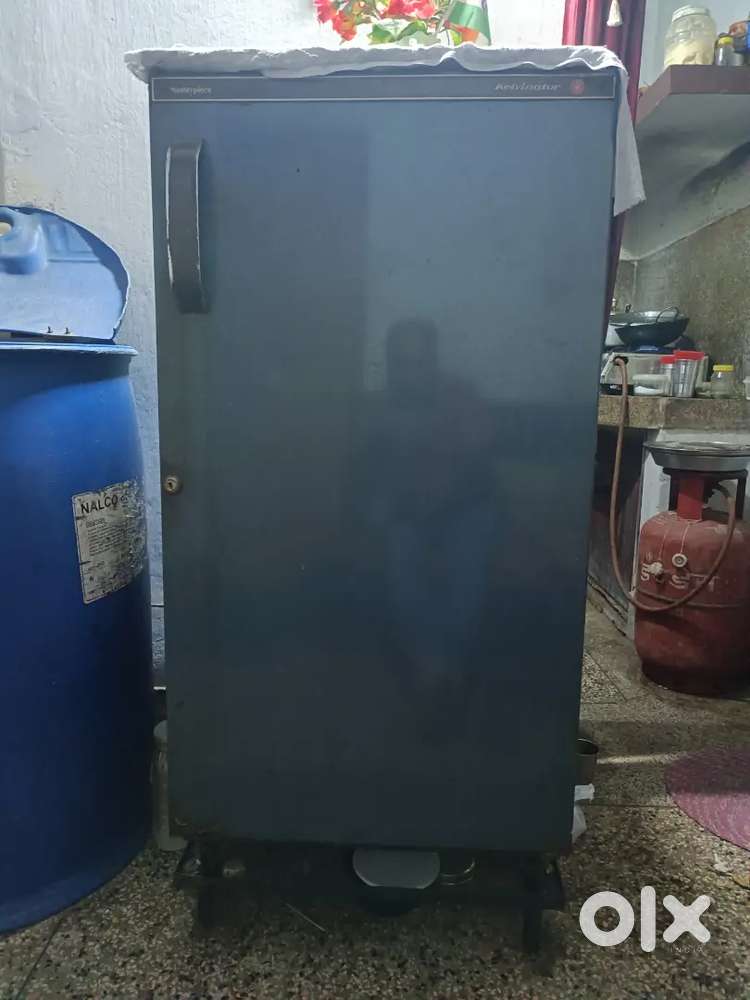190 ltr kalvinator fridge