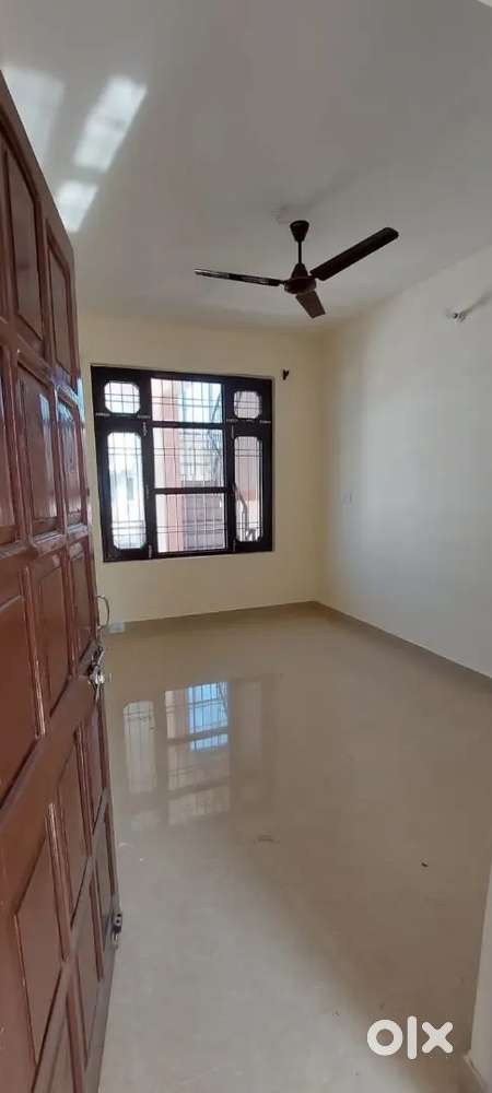 2bhk semi furnished flat