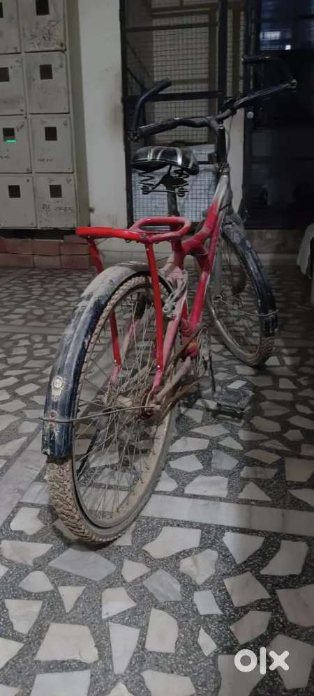 Cyclone cycle for sell in 2000 only