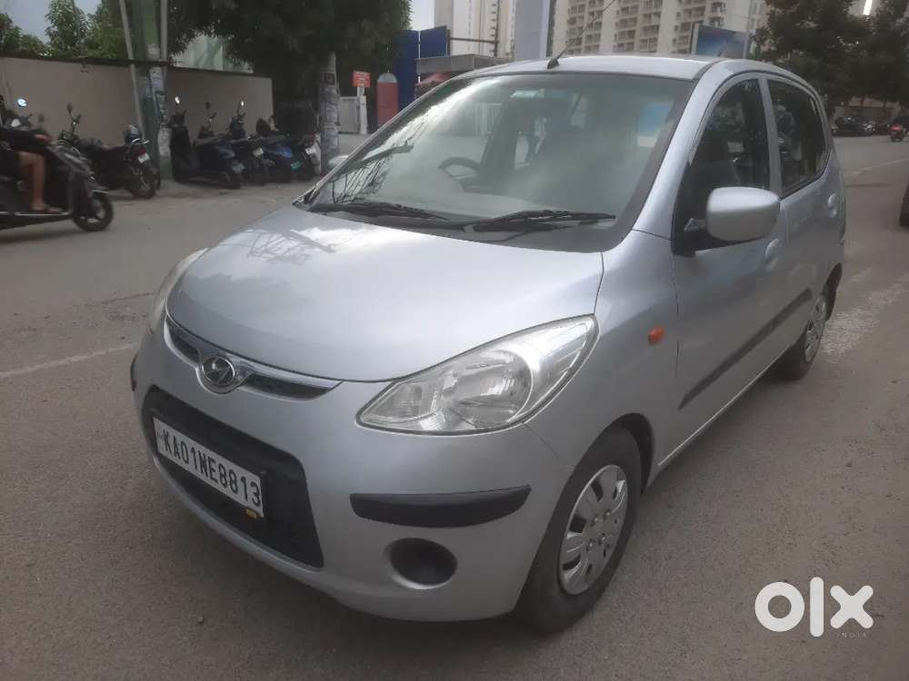 Hyundai i10 2010 Petrol ,73000 Km Driven