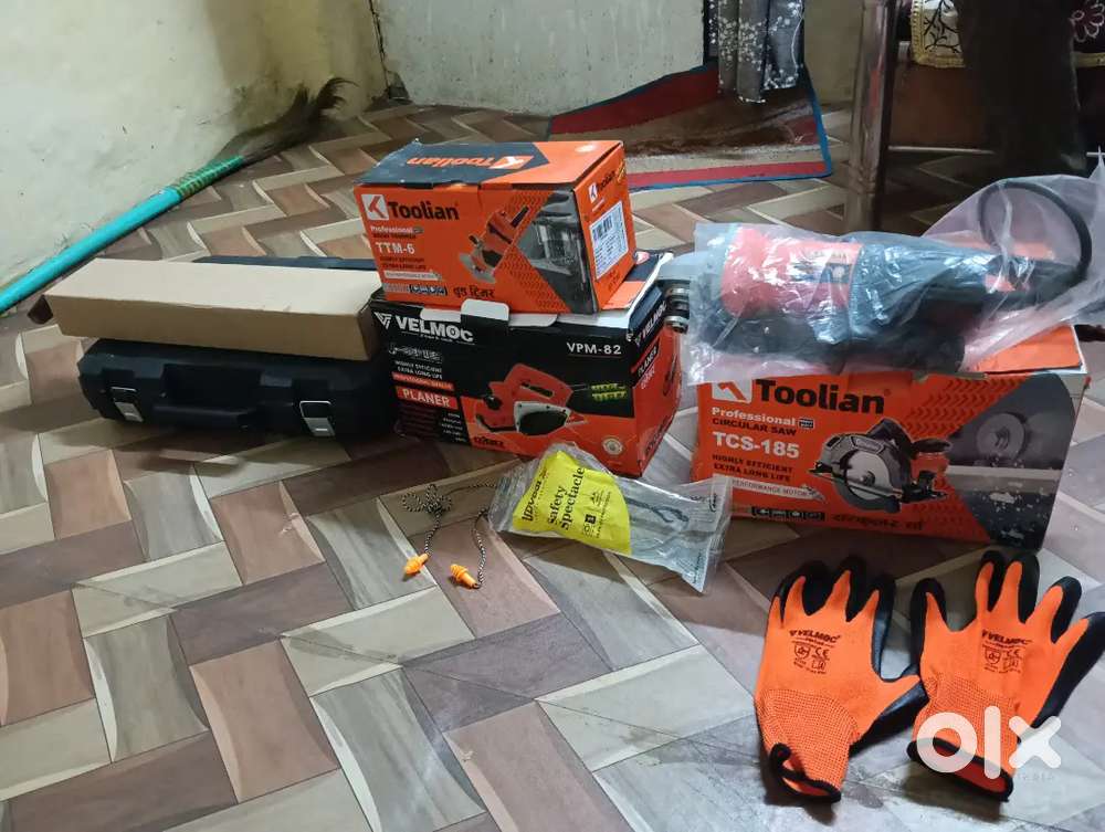 tools kit for carpenter
