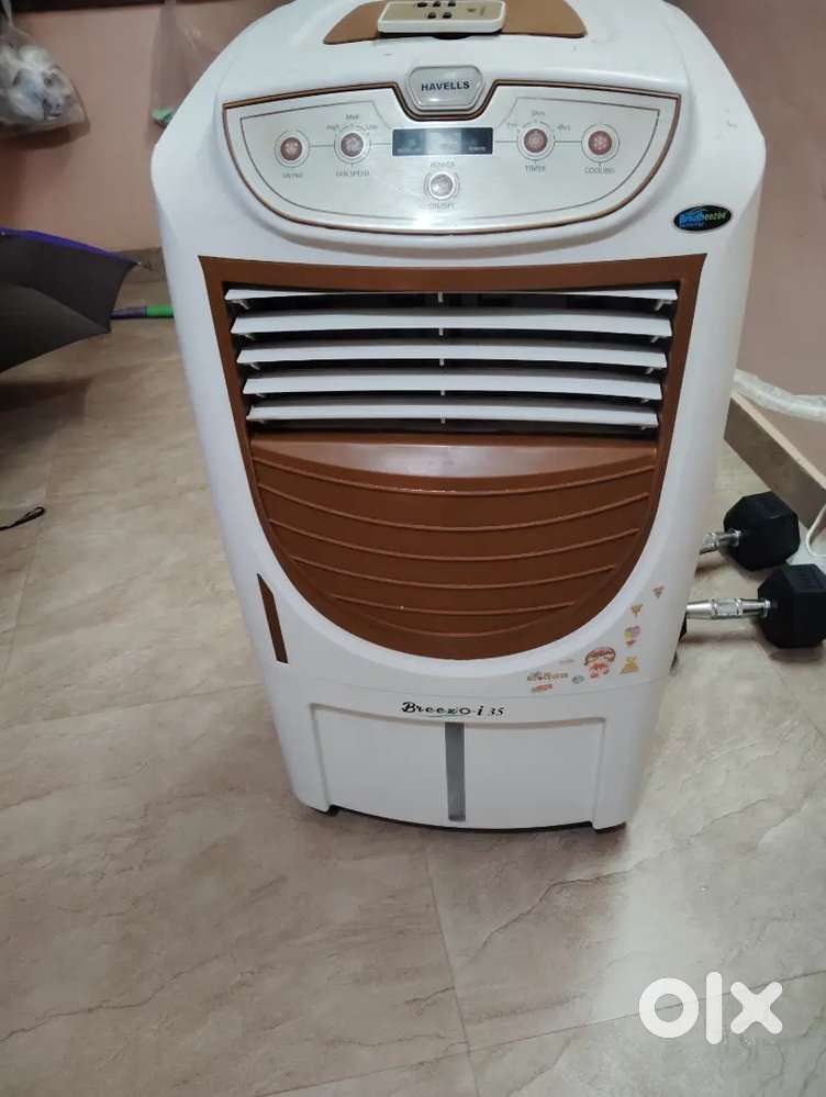 Remote control cooler