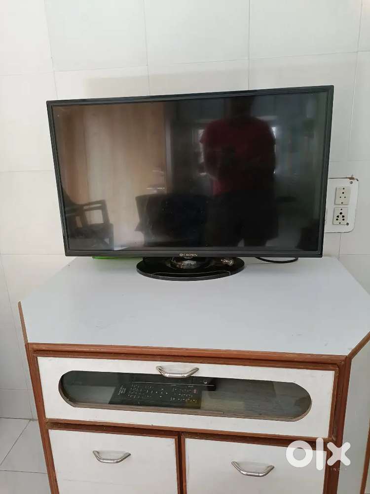 Tv crown company