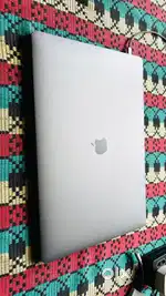 Apple MacBook Pro