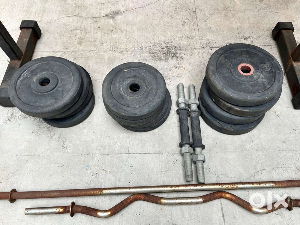 Gym equipment set