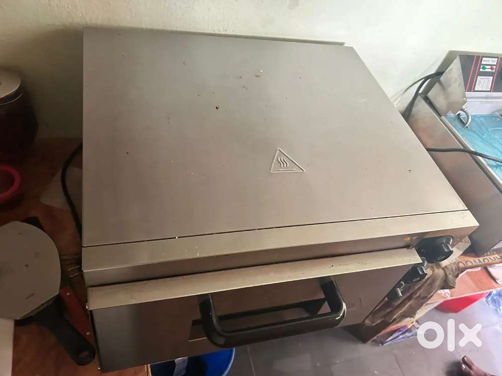 Pizza oven