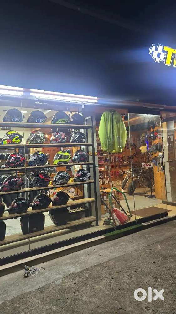 Top end pitstop two wheeler accessories shop
