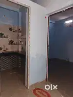 Small family and girl monthly rent 3000rs Bijli bill 8 rs per unit