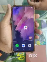SAMSUNG S21 FE   128/8gb ram