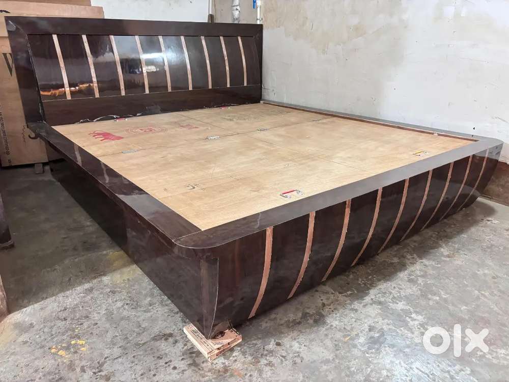 Box bed at wholesale price having size 6/7