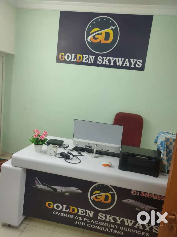 Designer  fresher also apply , Telecaller wanted