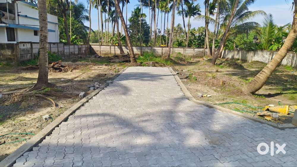 Residential plot for sale near Vyttila, Ernakulam