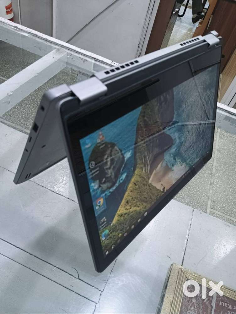 Dell 360D/Core i5/8th Gen/16GB/256GB SSD/4GB Graphics Laptop