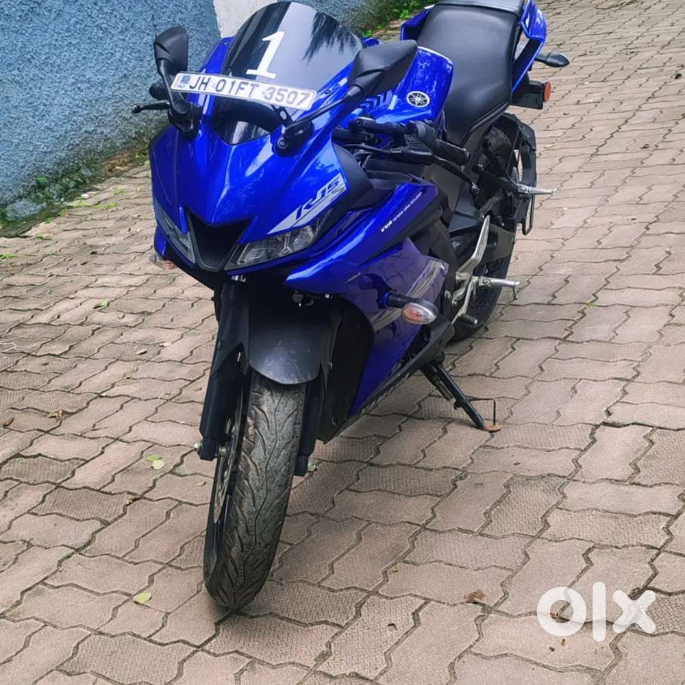 R15 v3 very Good condition