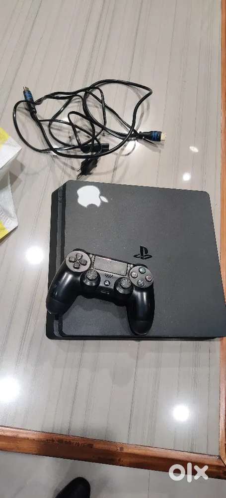 Ps 4 500gb mint condition