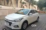 HYUNDAI i20 magna