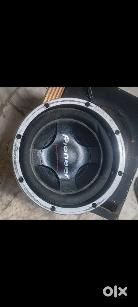 Pioneer woofer 307 D4 with mono amp