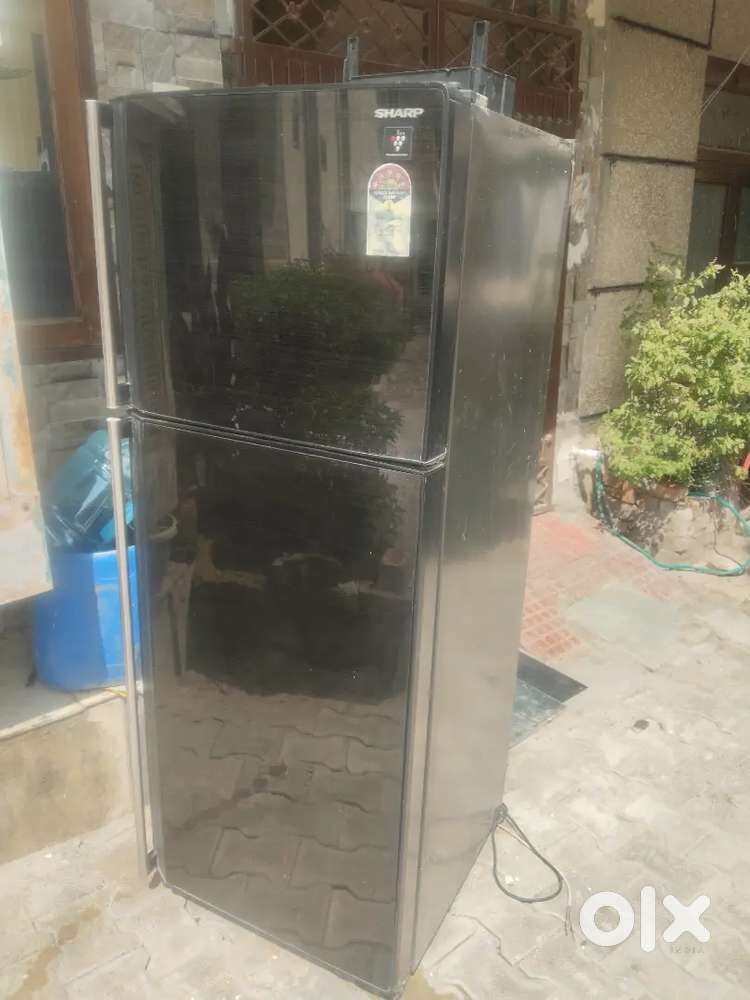 Double door Fridge Freez 350L good condition like new