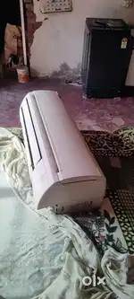 Voltas split ac 1.5 ton